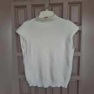 Ladies Hi Neck Knit Sweater Vest SzM? Creme Shoulder Pads Banded Hem Nice Look